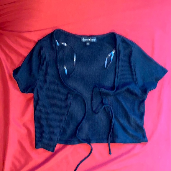 Its a black crop top jacket the brand is Berekš¤Heart - Picture 1 of 2